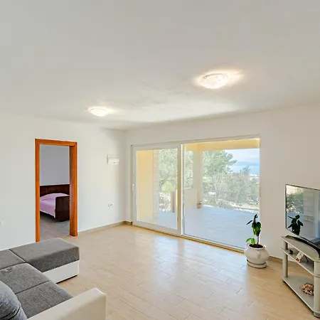 3 Bedroom Lovely In Holiday home Blato (Korcula)