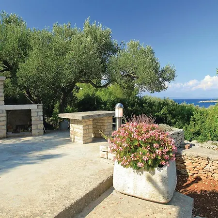 3 Bedroom Lovely In Holiday home *