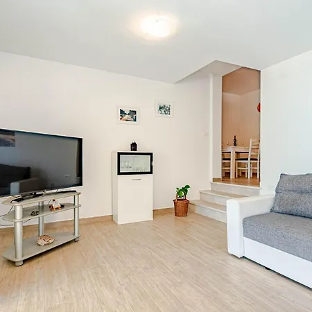 Holiday home Lovely In With House Sea View *